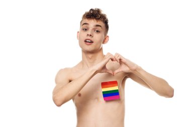 lgbt bayrak transseksüel toplum ayrımcılığına sahip bir adam