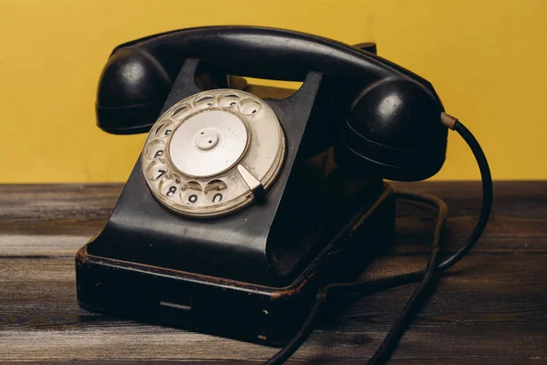 Retro telefone nostalgia comunicação tecnologia close-up antigo — Fotografia de Stock