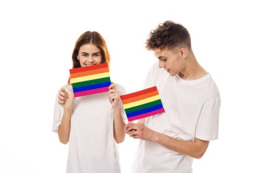 Genç çift lgbt Bayrak transseksüel yaşam tarzı hafif arka plan