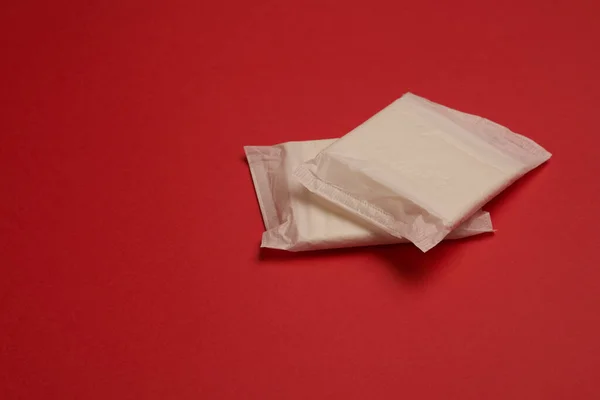 Almofadas higiene menstruação mulheres saúde vista superior — Fotografia de Stock