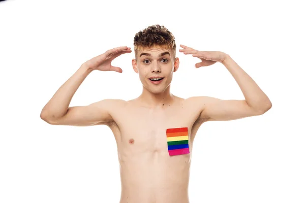 Uomo con il trucco femminile transgender posa moda comunità lgbt — Foto Stock