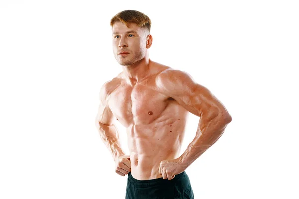 Atleta masculino con bombeo cuerpo muscular posando aptitud —  Fotos de Stock