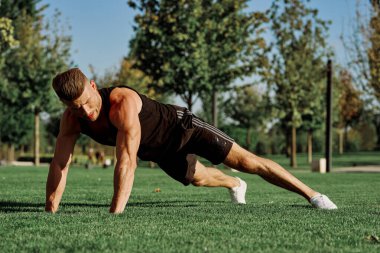 Spor adamı antrenman partisi yaşam tarzına uygun.