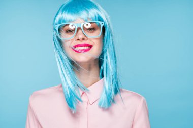 Göz kamaştırıcı kadın mavi peruk makyaj malzemesi