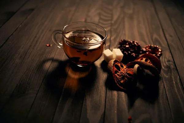 Φλιτζάνι τσάι ζεστό ρόφημα ως πρωινό παράδοση πρωί — Φωτογραφία Αρχείου