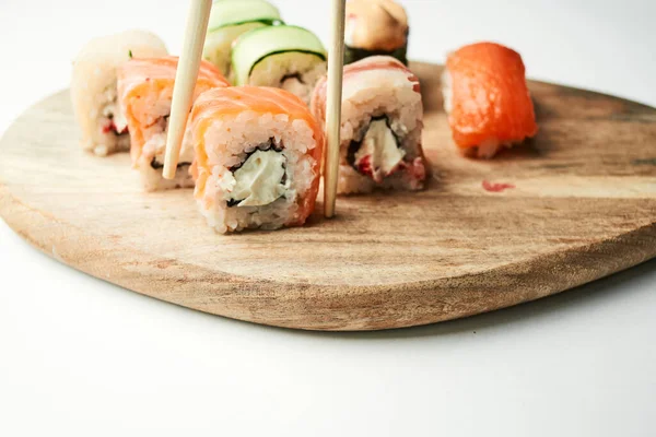 Suşi ahşap tahta sarar Japon mutfağı restoranı