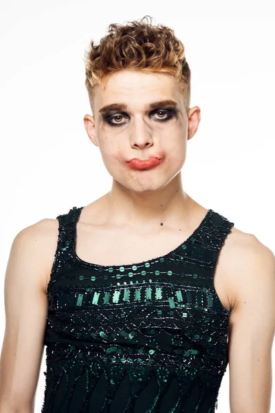 Man kvinnlig makeup transdresser lgbt community poserar — Stockfoto