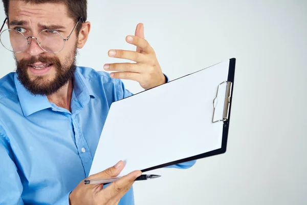 Bearded man in blue shirt documents manager professional — Stock Photo, Image