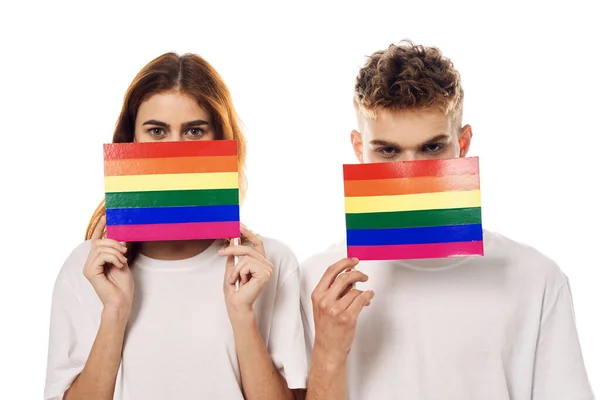 Молода пара lgbt спільнота прапор трансгендерного способу життя — стокове фото