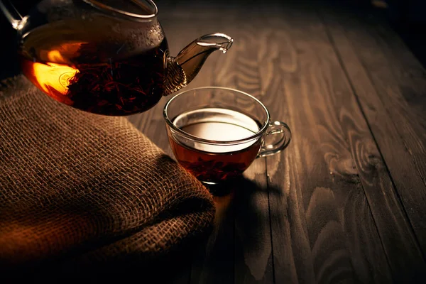 Çay, sıcak içecek geleneksel tören kahvaltısı.