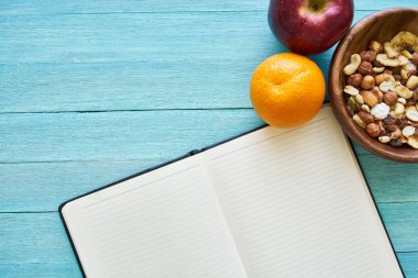 Mısır gevreği not defteri düzgün beslenme sağlıklı organik