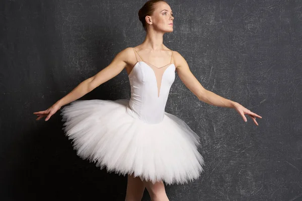 Dans ballerina balett prestanda närbilder övningar — Stockfoto