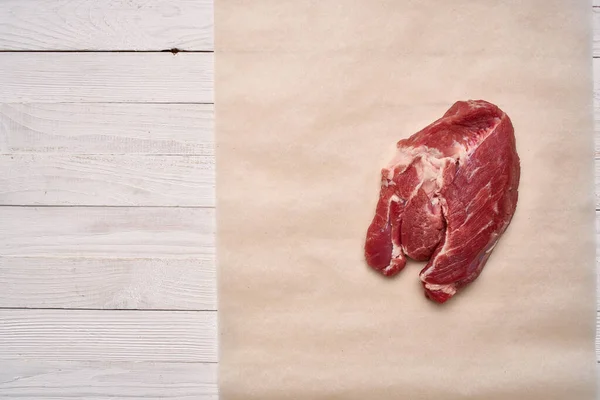 Carne bistecca ingredienti alimentari rosmarino cucina cottura — Foto Stock