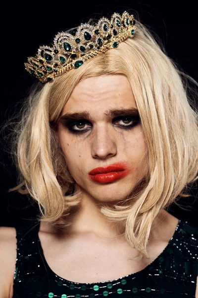 Homme en femme perruque travestis maquillage lgbt communauté — Photo