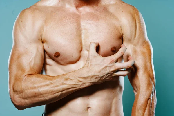 Torso masculino muscular corte vista fisiculturista fitness — Fotografia de Stock