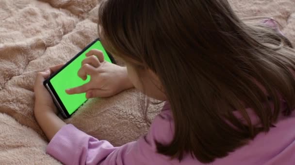 Teenage Girl Holding Tablet Computer Green Screen Online Learning Education — Stock videók