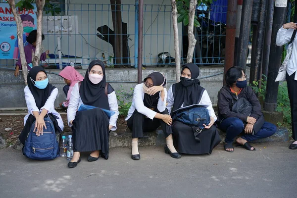 Candidates Civil Servant Test Participants Sit Side Road Indonesia Called — 스톡 사진