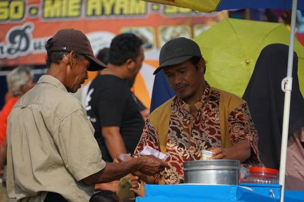 Продаж Морозива Середині Дня Незалежності Індонезії — стокове фото