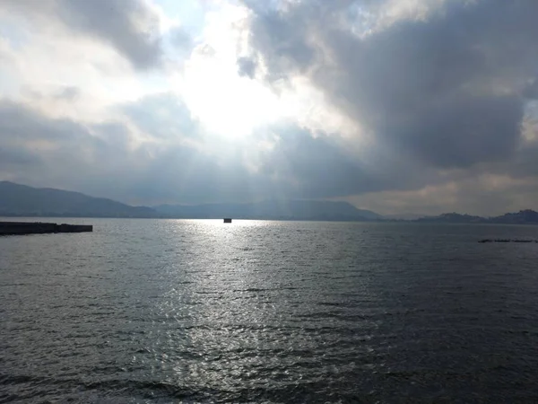 Anasagar Gölü Hindistan 'ın başkenti Rajasthan' da yer alır. 