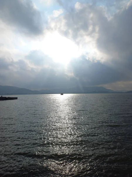 Anasagar Gölü Hindistan 'ın başkenti Rajasthan' da yer alır. 