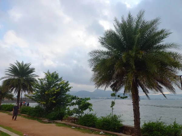 Anasagar Gölü Hindistan 'ın başkenti Rajasthan' da yer alır. 