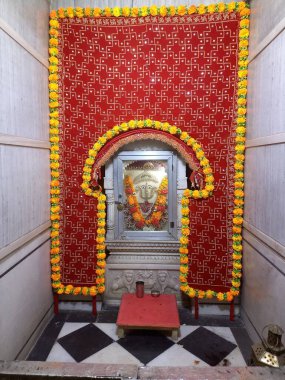 Ranisati tapınağı jhunjhunu, rajasthan, Hindistan 'da yer almaktadır. 