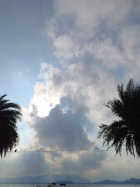 Anasagar Gölü Ajmer, Rajasthan, Hindistan 'da yer almaktadır. 