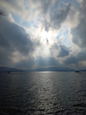 Anasagar Gölü Ajmer, Rajasthan, Hindistan 'da yer almaktadır. 