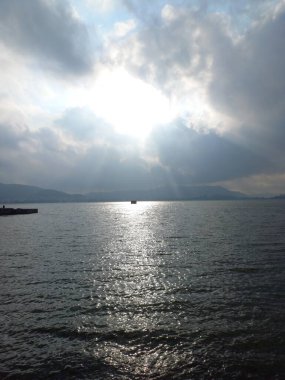 Anasagar Gölü Ajmer, Rajasthan, Hindistan 'da yer almaktadır. 