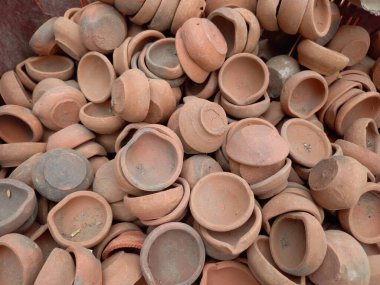 Kil çömlek, mitti ke bartan 