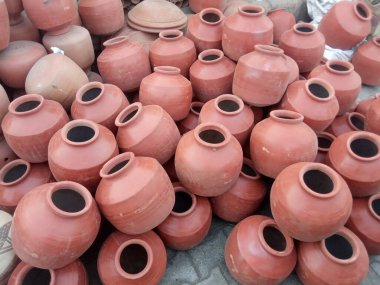 Kil çömlek, mitti ke bartan 