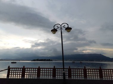 Anasagar Gölü Ajmer, Rajasthan, Hindistan 'da yer almaktadır.