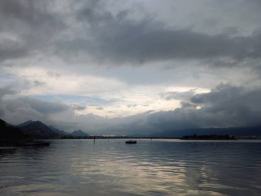 Anasagar Gölü Ajmer, Rajasthan, Hindistan 'da yer almaktadır.