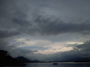 Anasagar Gölü Ajmer, Rajasthan, Hindistan 'da yer almaktadır.