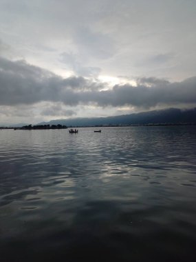 Anasagar Gölü Ajmer, Rajasthan, Hindistan 'da yer almaktadır.