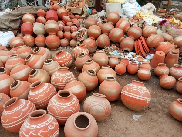 Kil çömlek, matka, kil işçiliği, ghada, jaipur, rajasthan