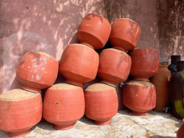 Kil çömlek, matka, kil işçiliği, ghada, jaipur, rajasthan