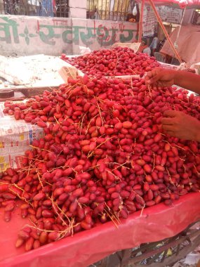 Meyve, meyve arabası, khajoor. 