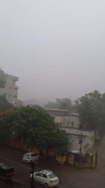 Jaipur, Rajasthan, Hindistan 'da yağmur yağıyor. 