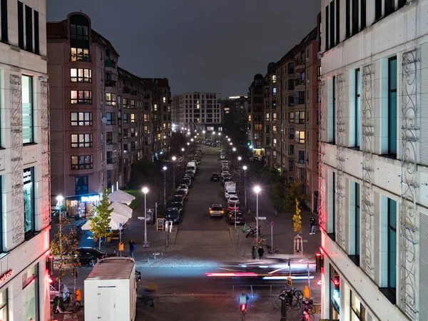 16 de noviembre de 2021. Berlín, Alemania. hermosa vida nocturna Berlín. —  Fotos de Stock