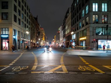 16 Kasım 2021. Berlin, Almanya. Güzel gece hayatı Berlin.
