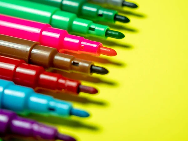 Colored Markers Yellow Background Colored Felt Tip Pen — стоковое фото