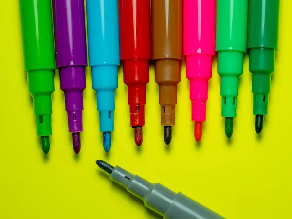 Colored Markers Yellow Background Colored Felt Tip Pen — Photo