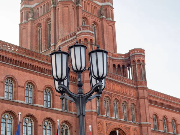 Rotes Rathaus Berlin Rådhus Berlin Tyskland - Stock-foto