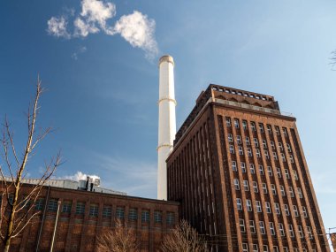 Sanayi bölgesi. Termal enerji santrali. Kapat.