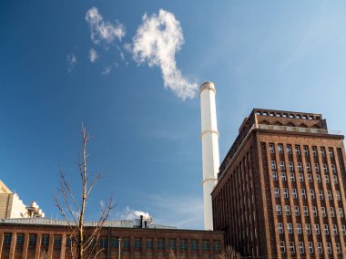 Sanayi bölgesi. Termal enerji santrali. Kapat.