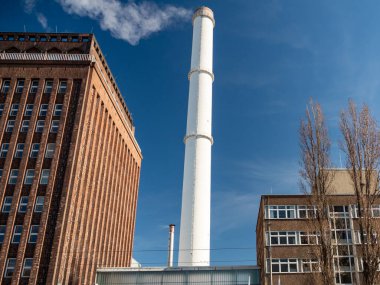 Sanayi bölgesi. Termal enerji santrali. Kapat.