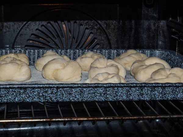 Processo Fazer Pães Massa Bruta — Fotografia de Stock