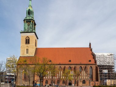Alexanderplatz 'daki kilise. Marienkirche, St. Alexanderplatz, Berlin