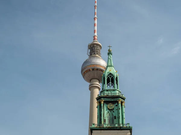 Berlin Mit Berühmtem Fernsehturm Alexanderplatz — Stockfoto